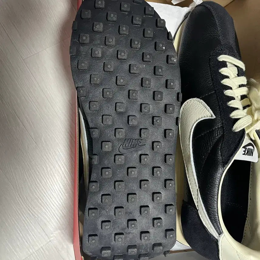 [BUNJANG] Nike LD-1000 Premium Sneakers / 나이키 ld-1000 프리미엄