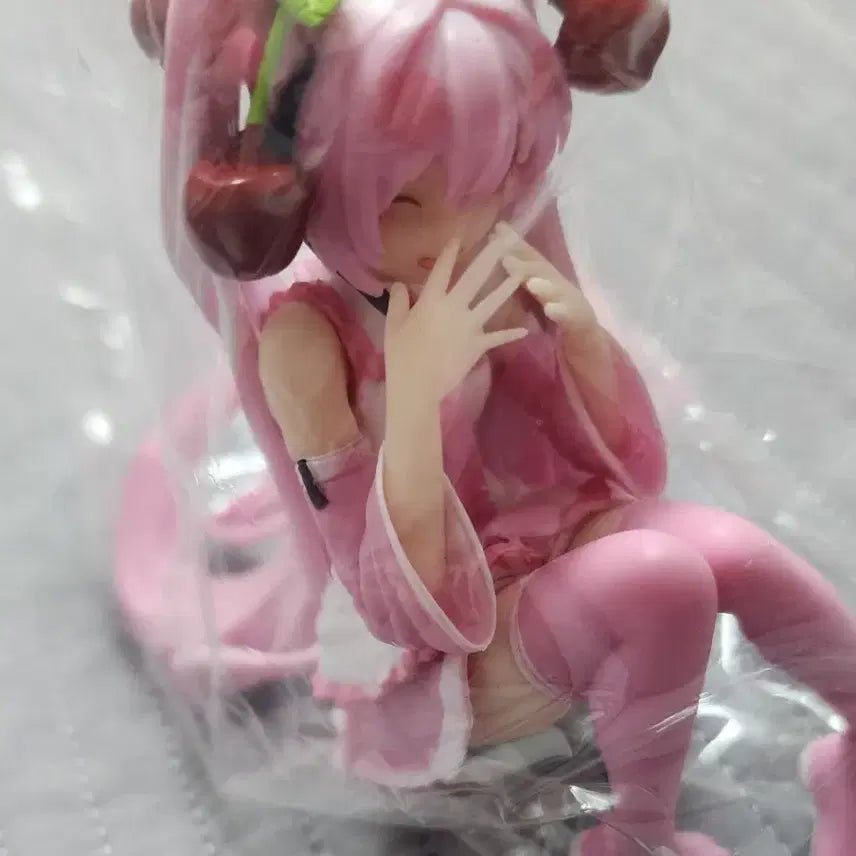 [BUNJANG] FURYU Sakura Miku 2023 Noodle Stopper Figure / 2023 후류 사쿠라미쿠 누들스토퍼 피규어