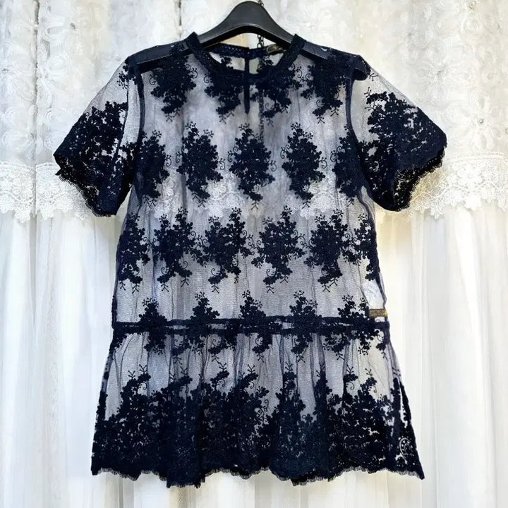 [BUNJANG] Thursday Island Organdy See-Through Blouse / 오간자)써스데이 아일랜드 블라우스