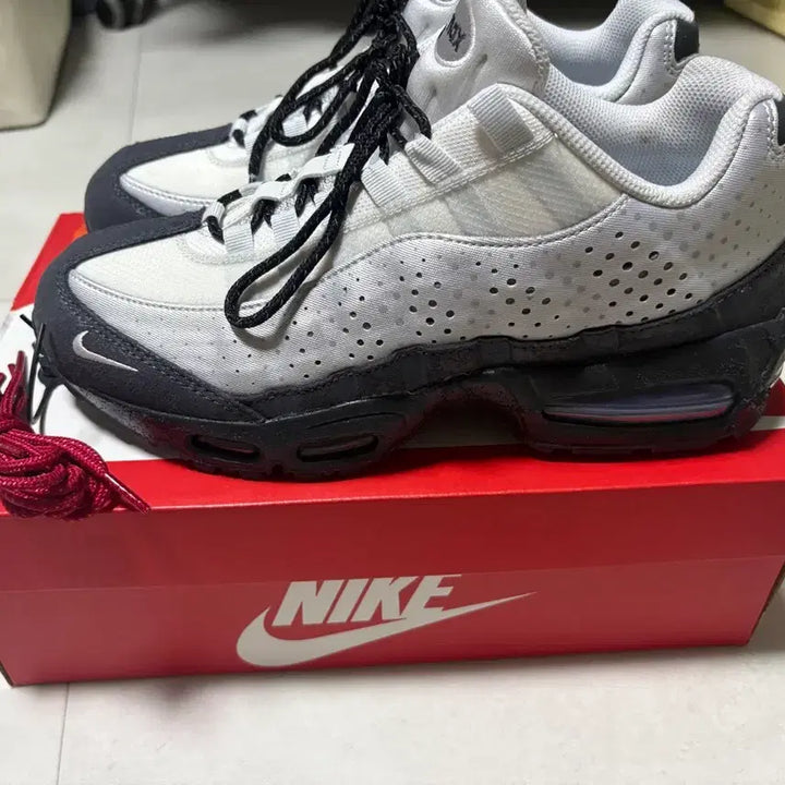 [BUNJANG] Nike Air Max 95 Big Bubble Seongsu-dong Edition Sneakers / 에어맥스 95 빅버블 성수동 에디션 270mm