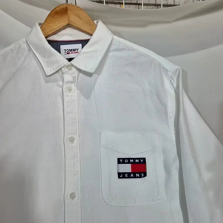 [BUNJANG] Tommy Hilfiger Patch Logo Shirt / [M]타미힐피거 패치 로고 셔츠(만원샵)