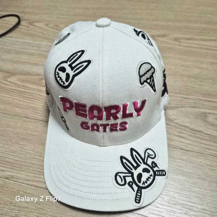 [SOLD OUT] PEARLY GATES 화이트 볼캡 모자