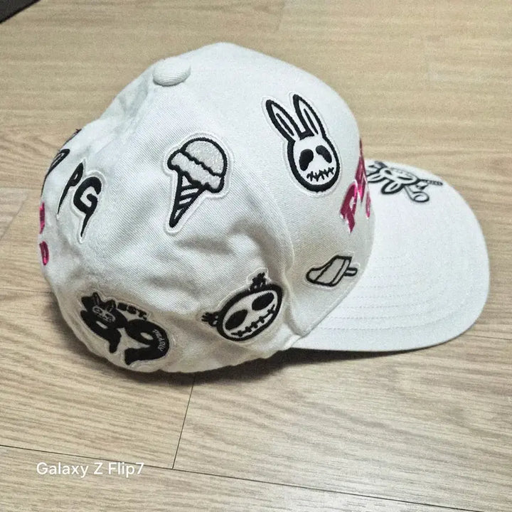 [SOLD OUT] PEARLY GATES 화이트 볼캡 모자