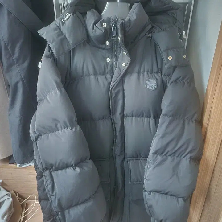 [BUNJANG] Maison Kitsune Bold Head Puffer Jacket / 23년식 메종키츠네 블랙 볼드헤드 푸퍼패딩