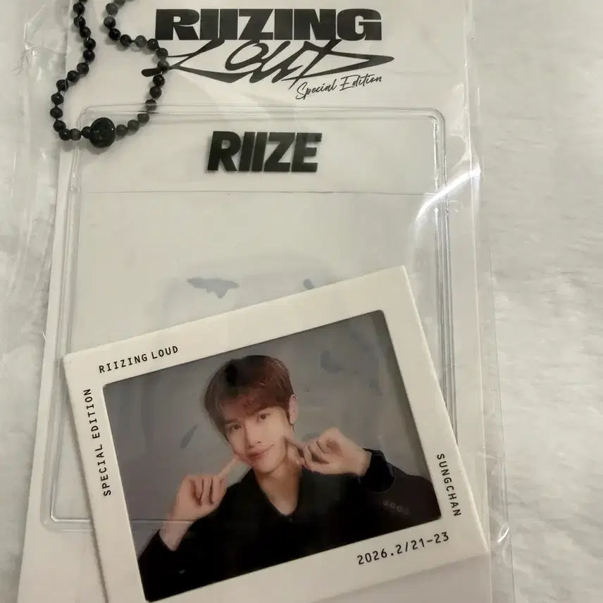 [BUNJANG] 라이즈 성찬 도쿄돔 필름 키링 / 라이즈 성찬 도쿄돔 필름 키링