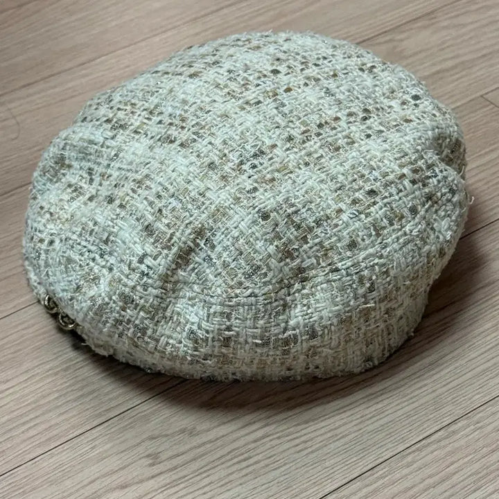 [BUNJANG] Maison Michel Tweed Chain Hunting Cap / (샤넬공방) 메종미쉘 트위드 체인 헌팅캡 M