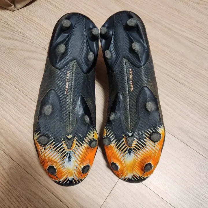 [BUNJANG] Adidas Nemeziz+ Top-Tier Professional Soccer Cleats Size 255 / 아디다스 네메시스+ 최상급 선수용 축구화 255사이즈