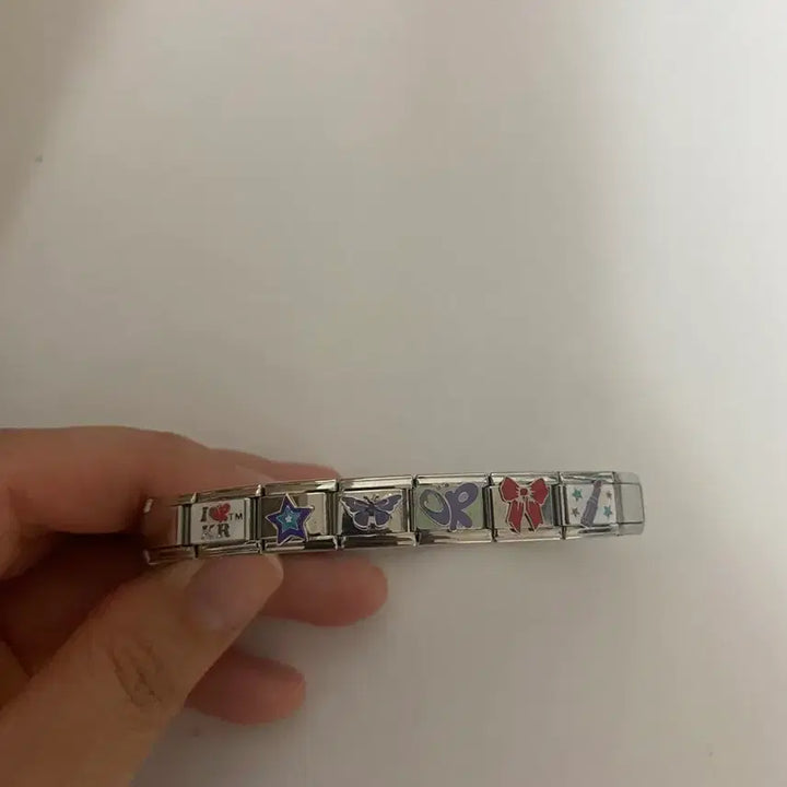[SOLD OUT] 올리비아로드리고 굿즈 팔찌