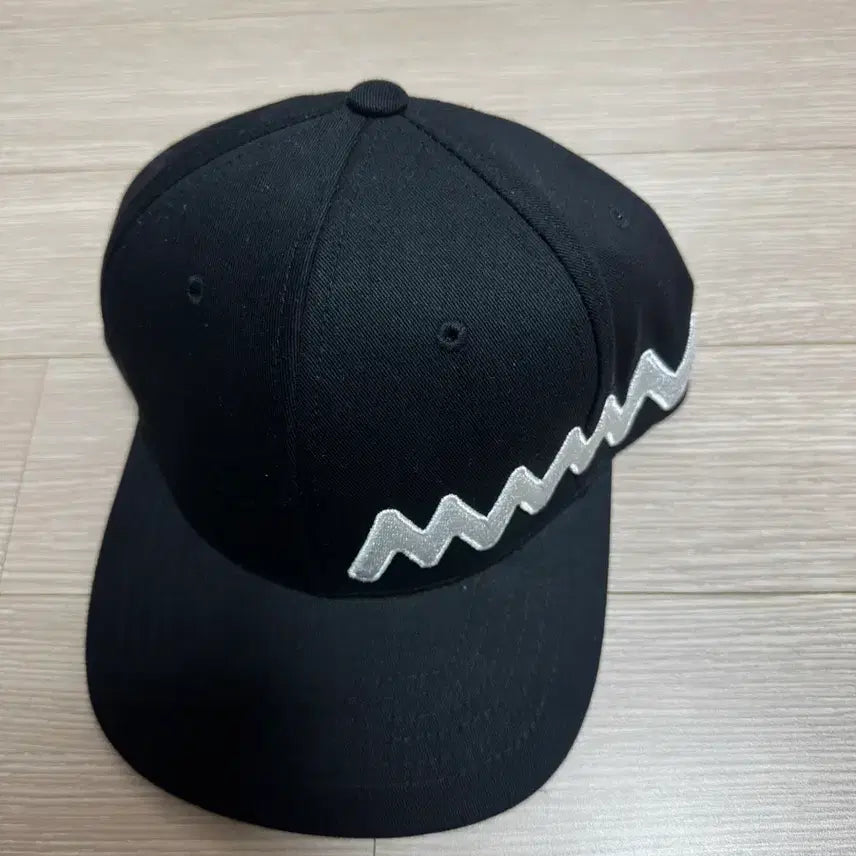[BUNJANG] Mamamoo Concert Goods Snapback Hat / 마마무 모자 스냅백 콘서트 굿즈
