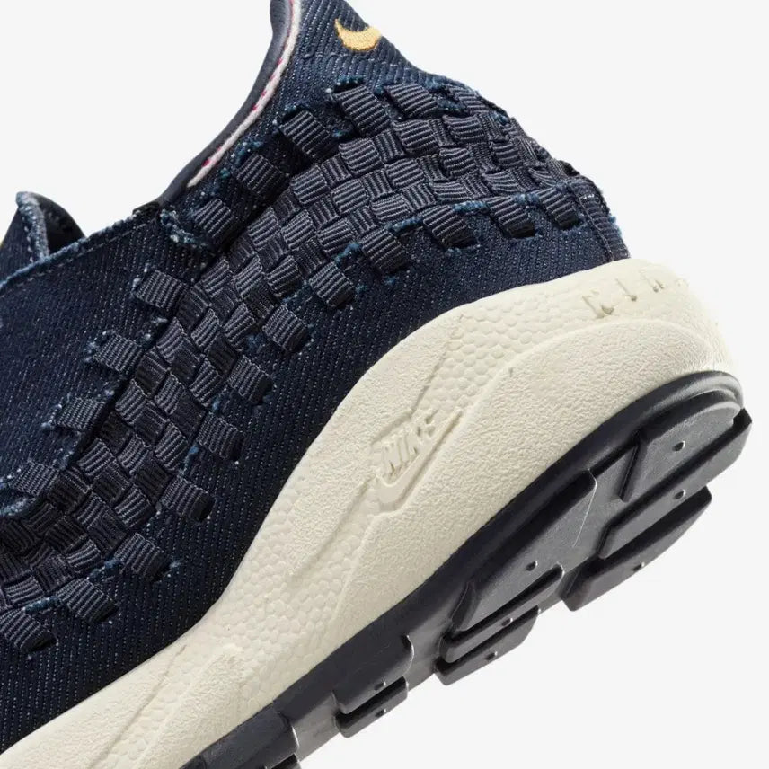 [BUNJANG] Nike Air Footscape Woven Sneakers / [260] 나이키 에어 풋스케이프 우븐 새제품