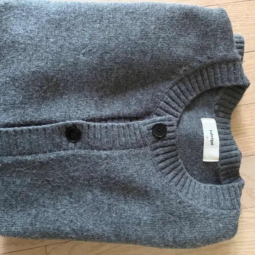 [BUNJANG] Fabregga Mild Wool Round Cardigan Charcoal Size 2 / 파브레가 마일드 울 라운드 가디건 차콜2사이즈
