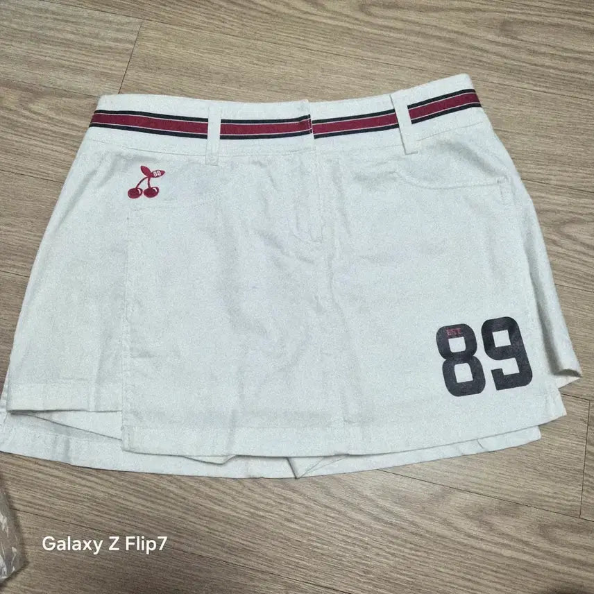 [BUNJANG] Parigates Golf Skirt / 파리게이츠 골프치마