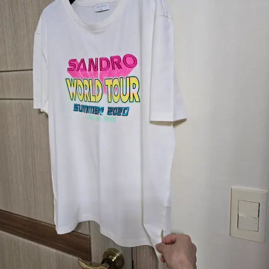 [BUNJANG] Sandro World Tour Embroidered T-Shirt / 산드로 반팔 티셔츠