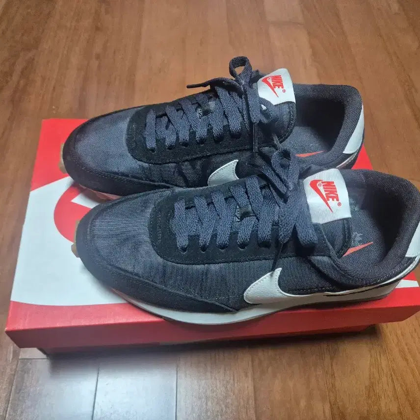 [BUNJANG] Nike Waffle Trainer Sneakers 250 / 나이 키 와플 트레이너 운동화 250