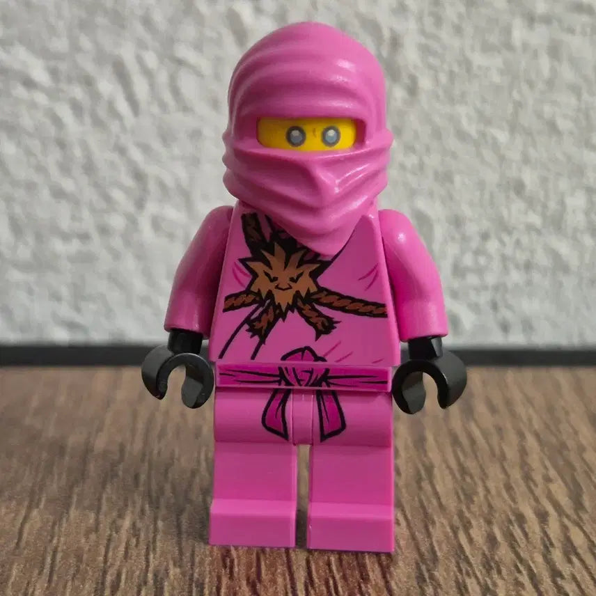 [BUNJANG] LEGO Ninjago Pink Zane Minifigure / 레고 닌자고 핑크 쟌 미니피겨