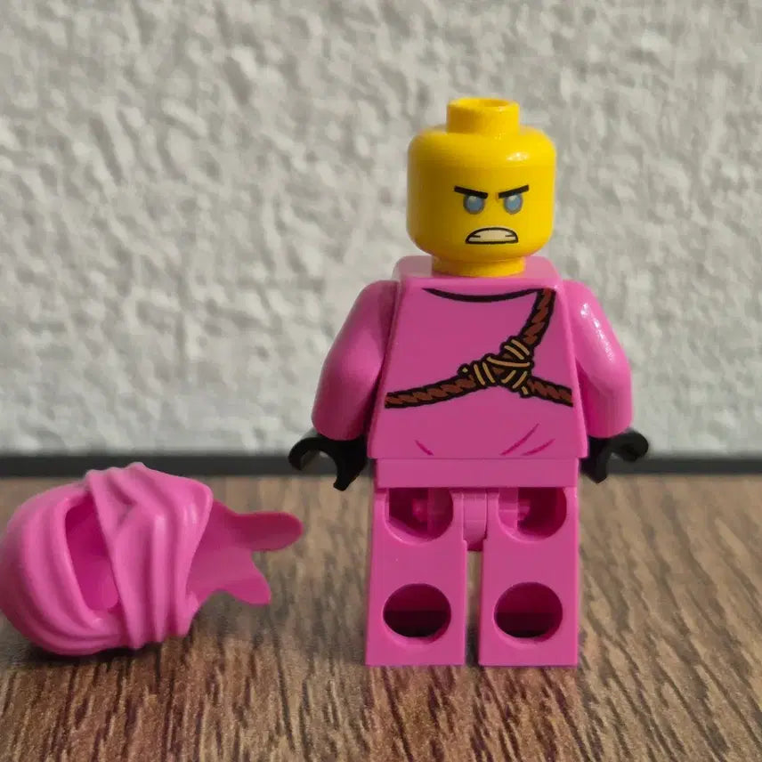 [BUNJANG] LEGO Ninjago Pink Zane Minifigure / 레고 닌자고 핑크 쟌 미니피겨