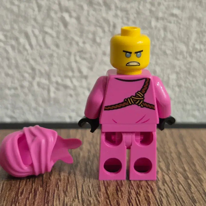 [BUNJANG] LEGO Ninjago Pink Zane Minifigure / 레고 닌자고 핑크 쟌 미니피겨
