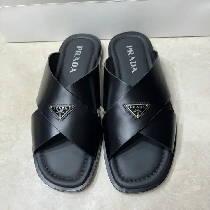 [BUNJANG] Prada Saffiano Leather Chris Slippers / [8] 프라다 사피아노 레더 크리스 슬리퍼