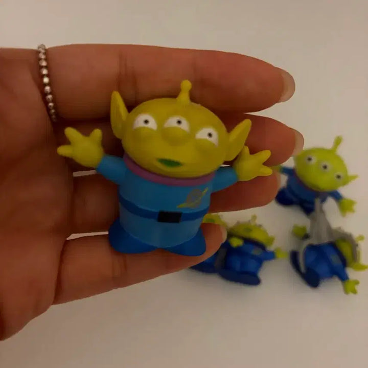 [BUNJANG] Toy Story Alien Figures Bundle (Little Green Men) / 토이스토리 외계인 피규어 묶음 (알린)