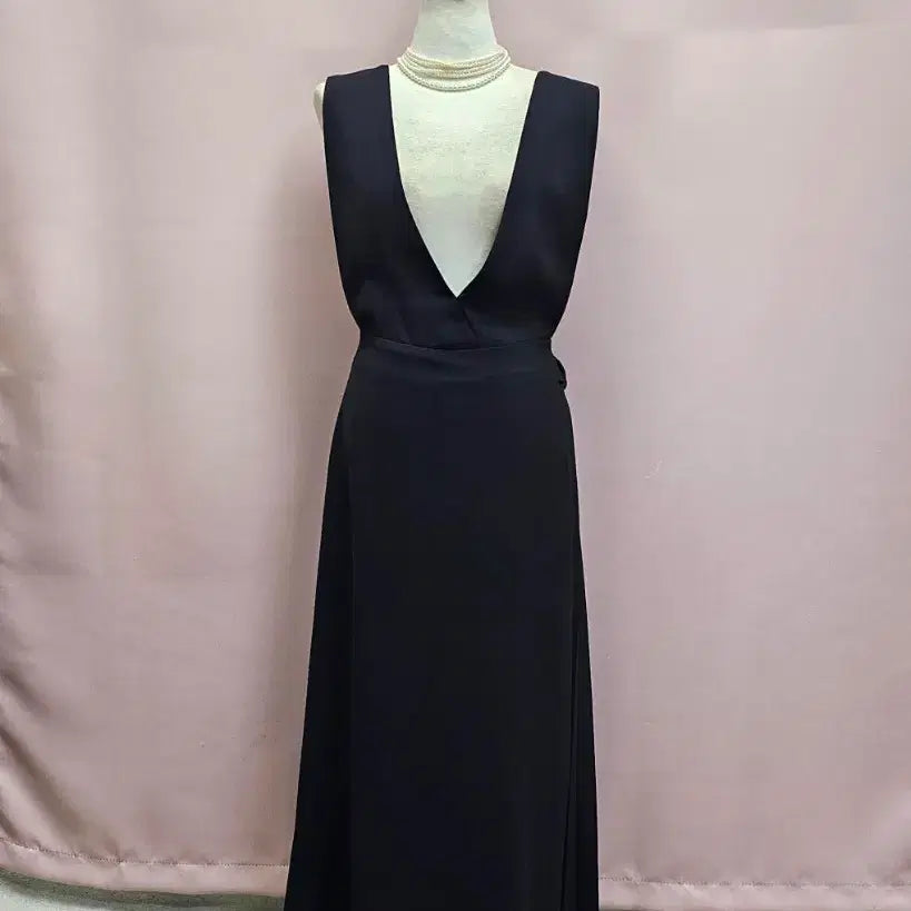 [SOLD OUT] LIST 리스트 플리츠 믹스 벨티드 뷔스티에 롱원피스