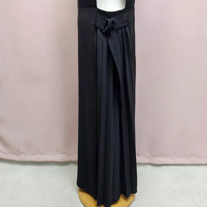 [SOLD OUT] LIST 리스트 플리츠 믹스 벨티드 뷔스티에 롱원피스