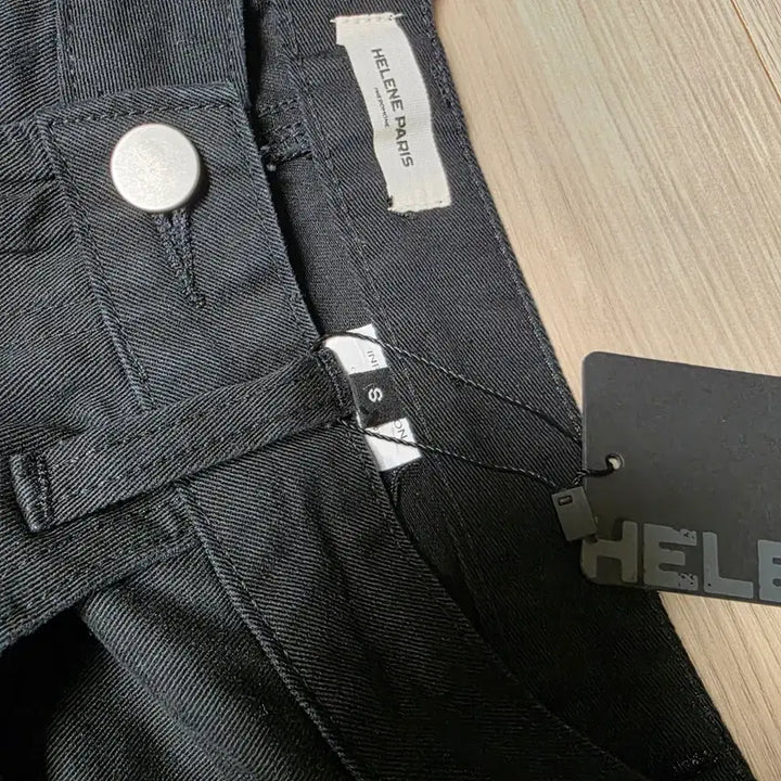 [SOLD OUT] 새상품 헬레네파리스 피그먼트 스터드 부츠컷