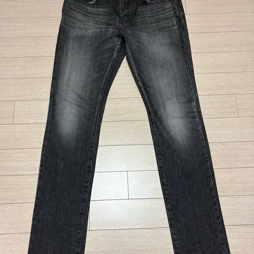 [SOLD OUT] (32) 18ss 생로랑 블랙 디스 데님 팬츠 진