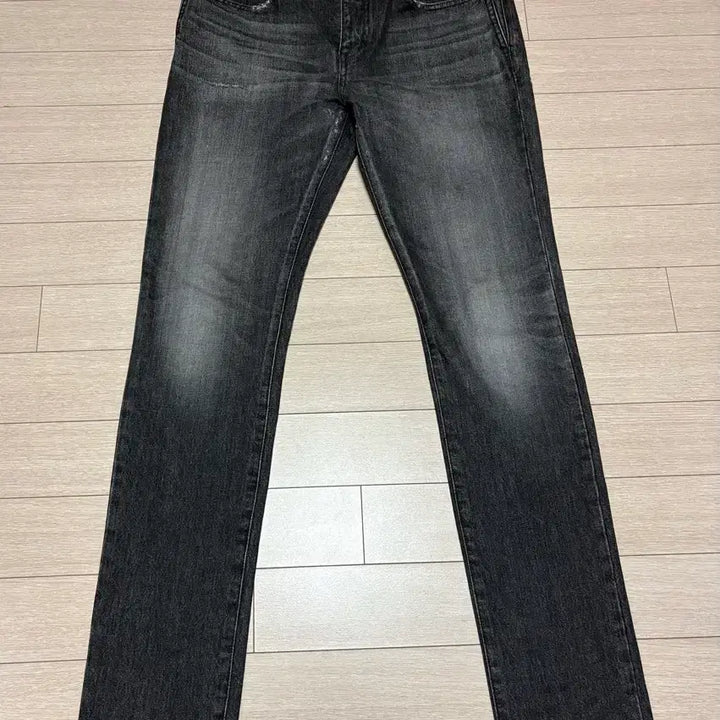 [SOLD OUT] (32) 18ss 생로랑 블랙 디스 데님 팬츠 진