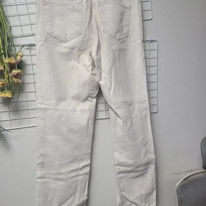 [BUNJANG] Branded Cream Jeans / 브랜디드 크림진