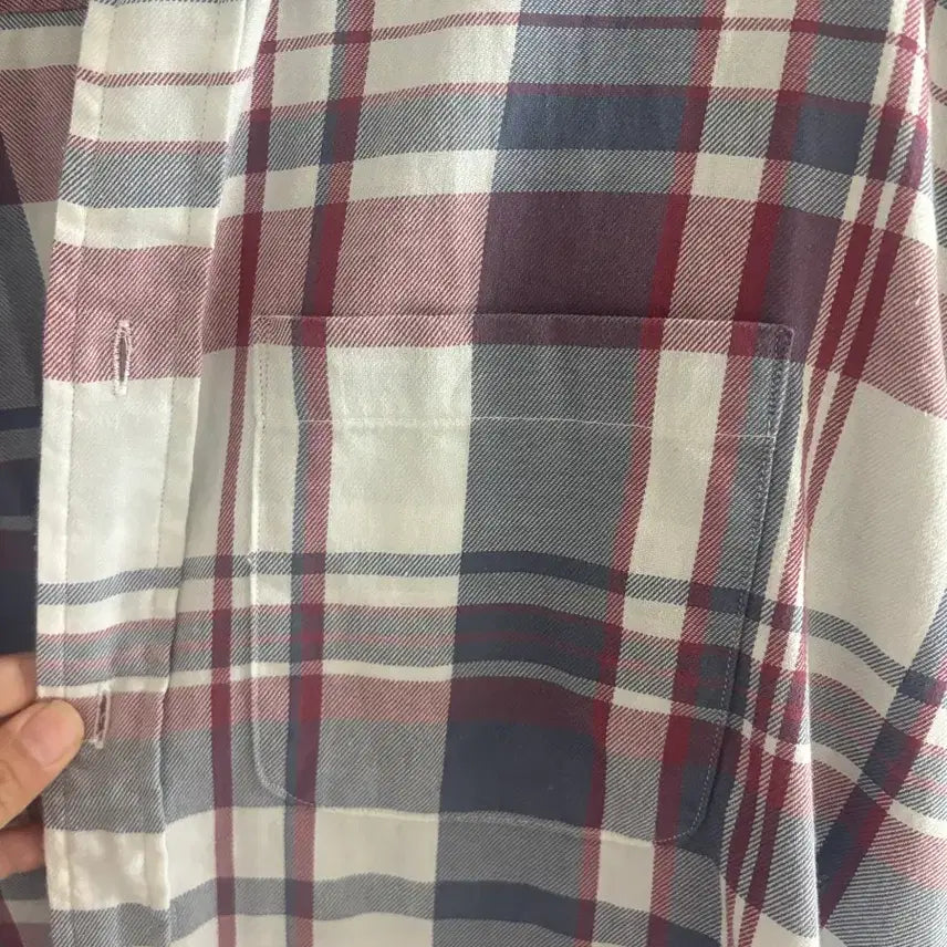 [BUNJANG] Abercrombie &amp; Fitch Checkered Shirt / 아베크롬비 체크 셔츠 M 슬림핏(여성 오버셔츠 가능)