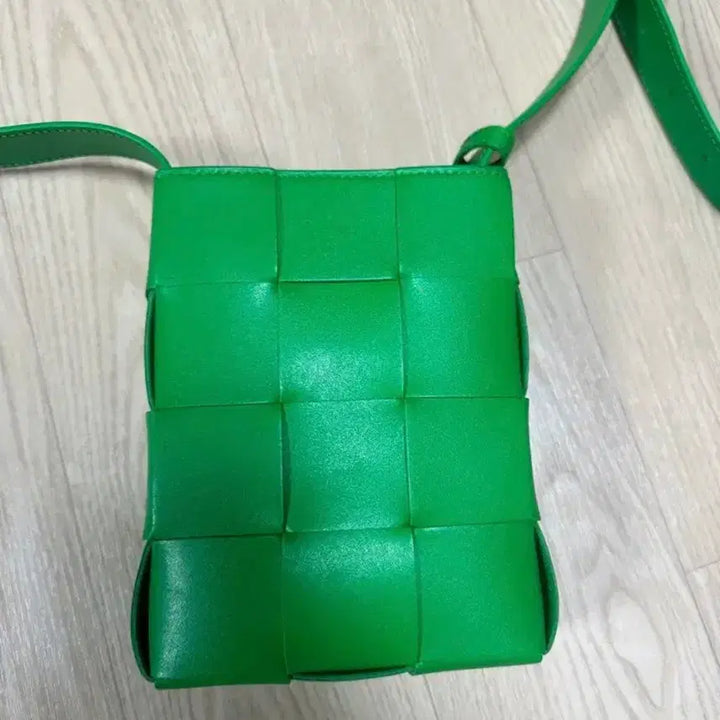 [BUNJANG] Bottega Veneta Cassette Mini Bag / 보테가 베네타 카세트백 그린 미니백