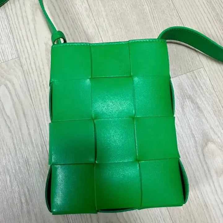 [BUNJANG] Bottega Veneta Cassette Mini Bag / 보테가 베네타 카세트백 그린 미니백