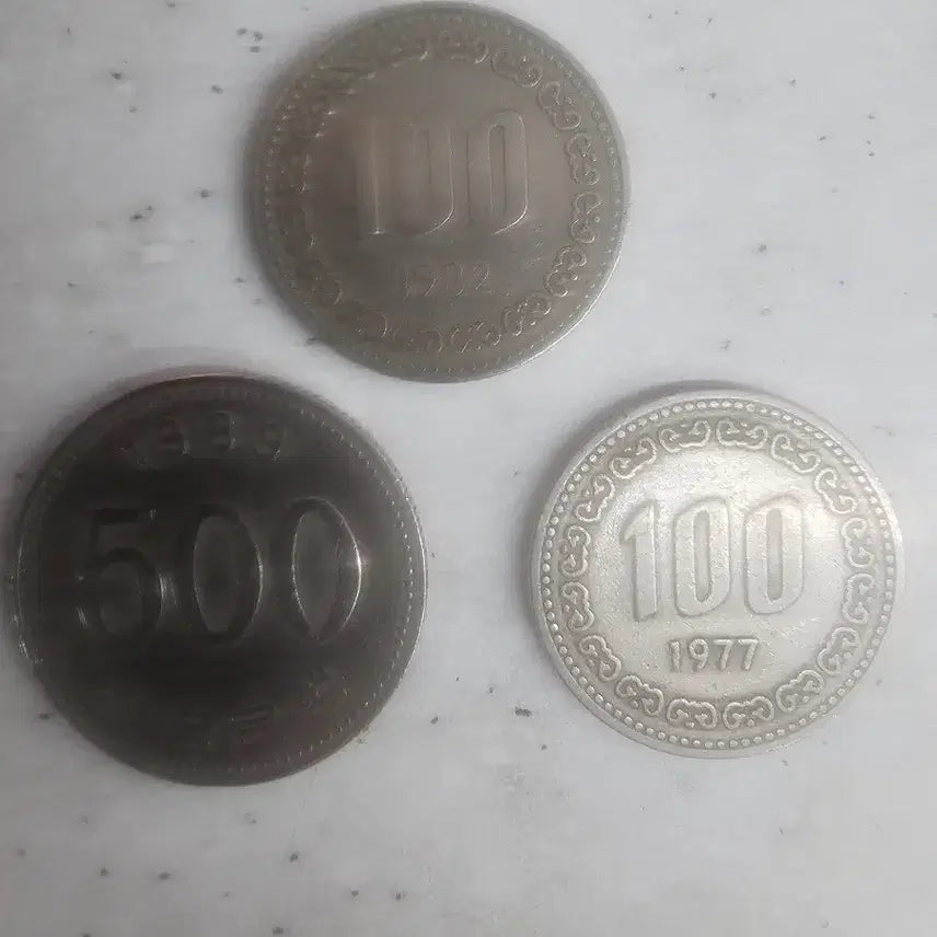[BUNJANG] Bank of Korea 100 Won Coin Collection / 한국은행 100원 동전 모음