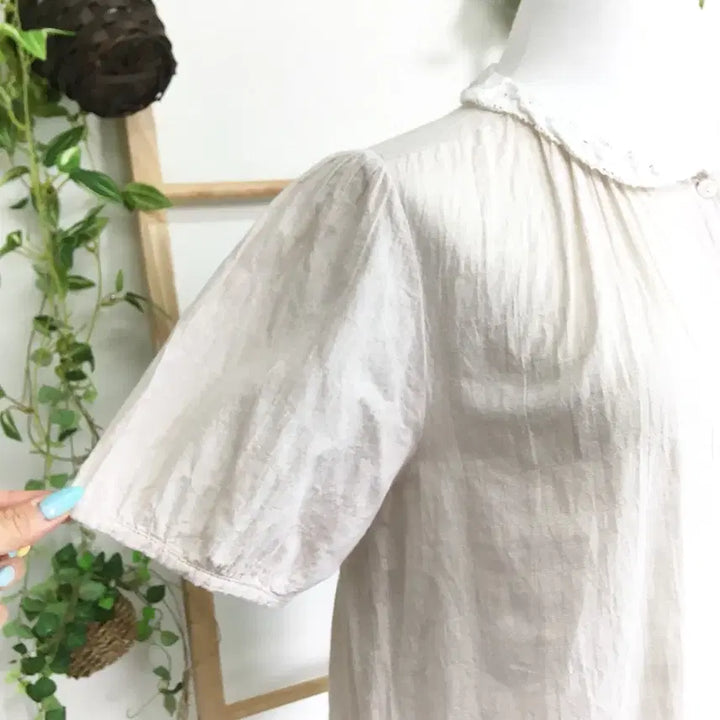 [BUNJANG] Hong Kong Lace Collar Blouse / JPN/ 홍콩블라우스 레이스 카라 블라우스 모리걸블라우스 둥큰카라블라우스