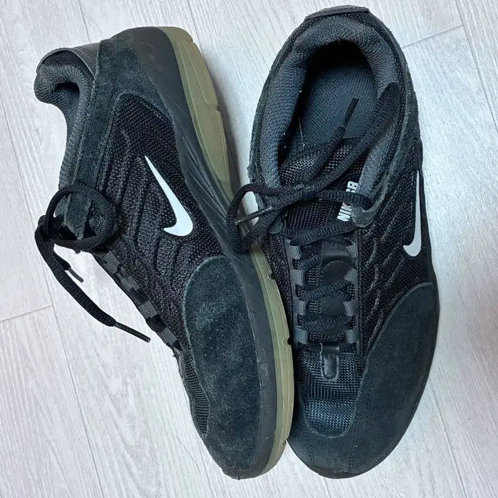 [BUNJANG] Nike SB Vertebrae 255 FD4691-001 Sneakers / 나이키 SB 버테브레 255 FD4691-001