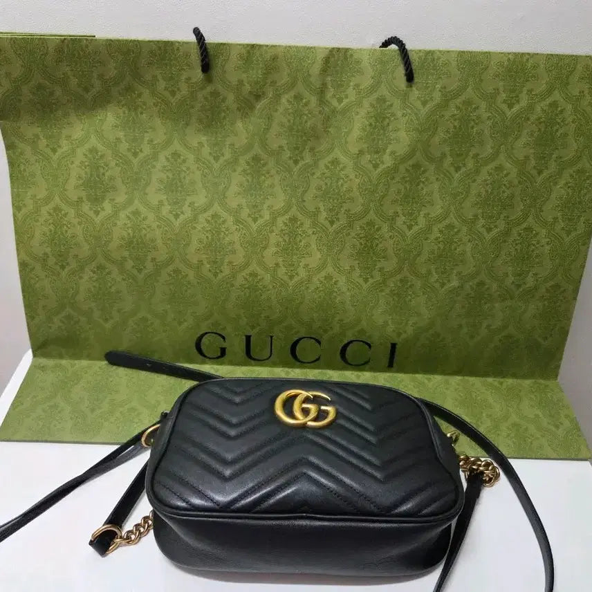 [BUNJANG] Gucci Marmont Black Mini Bag / 구찌 마몬트 블랙 미니백