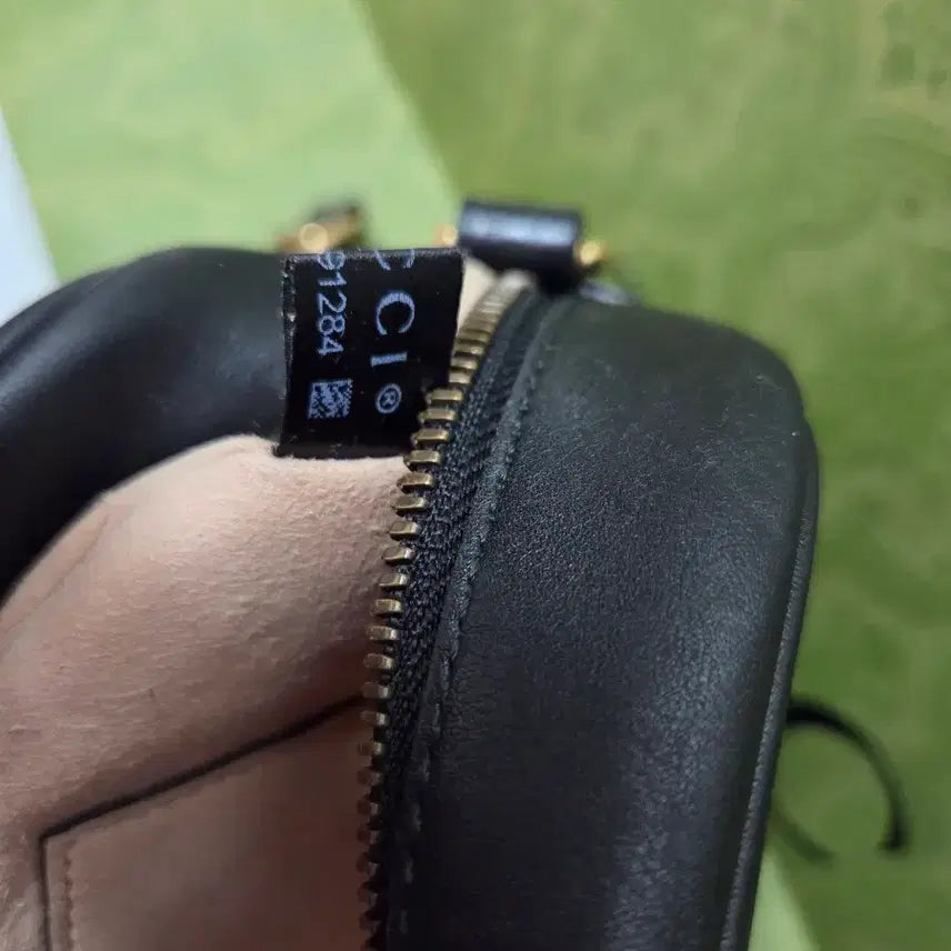 [BUNJANG] Gucci Marmont Black Mini Bag / 구찌 마몬트 블랙 미니백