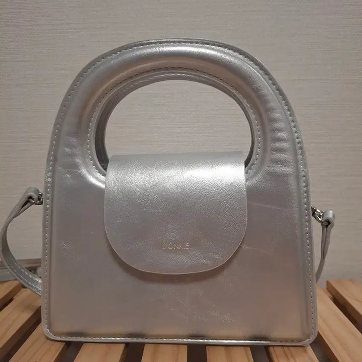 [BUNJANG] Donkie Weave Crossbody Bag Silver / Donkie 돈키 위브 크로스백 실버