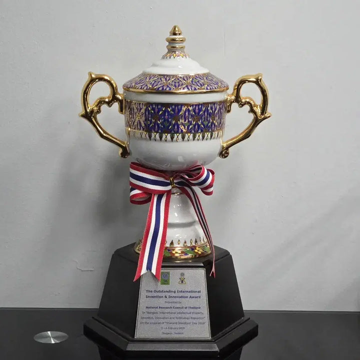 [BUNJANG] 2019 International Invention Innovation Award Trophy / 2019년 국제 발명 혁신대상 트로피 (태국 NRCT) zk-2851