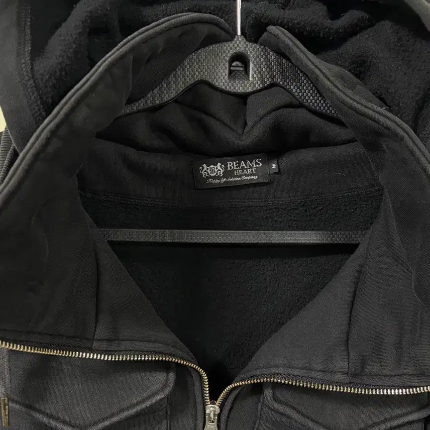 [BUNJANG] BEAMS Military Style 3D Pocket Hooded Jacket / 빔즈(BEAMS) 밀리터리 스타일 3D 포켓 후드 재킷