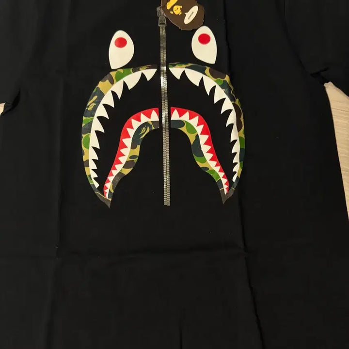 [BUNJANG] Bape Shark Black T-shirt / [L] 베이프 샤크 블랙 반팔 티셔츠 (새상품)