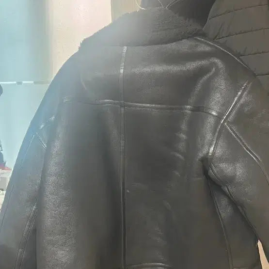 [BUNJANG] Black Faux Shearling Jacket / 블랙 무스탕 자켓