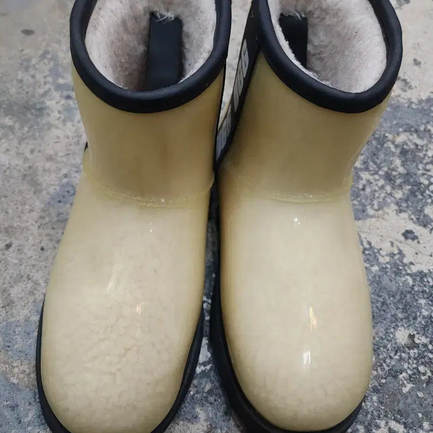 [BUNJANG] UGG Classic Clear Mini Boots / 어그 클래식 클리어 미니부츠ugg