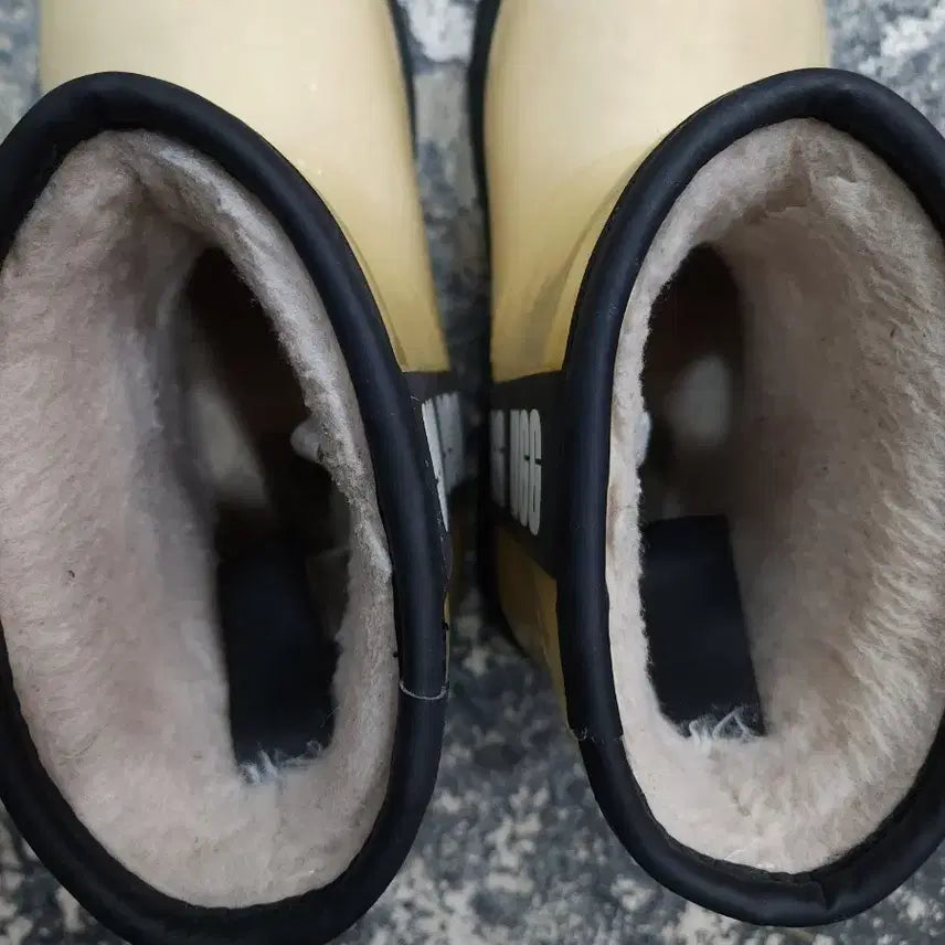 [BUNJANG] UGG Classic Clear Mini Boots / 어그 클래식 클리어 미니부츠ugg