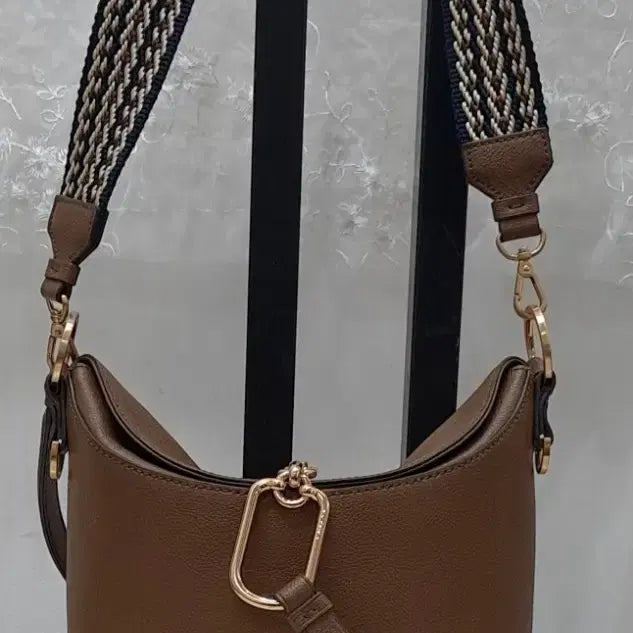 [BUNJANG] Lovecat Bucket Bag / 러브켓  버킷백