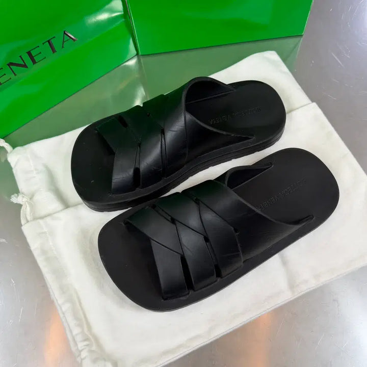[BUNJANG] Bottega Veneta Flintstone Mule Slippers / [리오브] 보테가베네타 플린스톤 뮬 슬리퍼