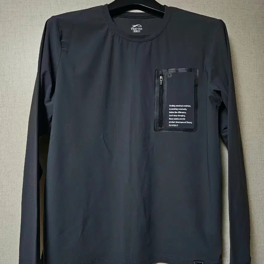 [BUNJANG] Find-Out Round Neck T-shirt (100) / 파인드아웃 라운드 티셔츠 (100)