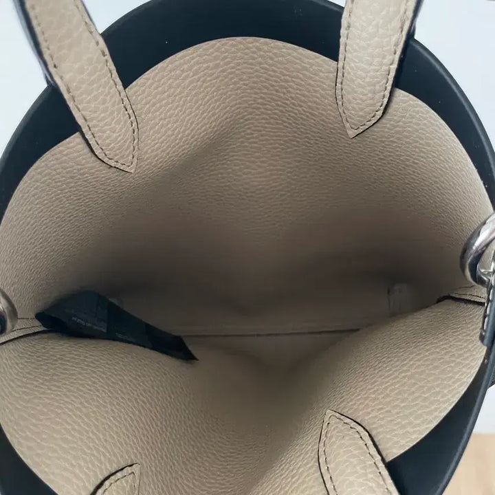 [BUNJANG] LACOSTE Tote Crossbody Bag / 라코스테(LACOSTE) 토트 크로스백