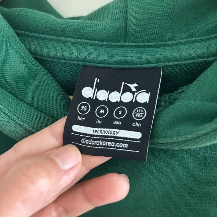 [BUNJANG] Diadora Lemon Graphic Hoodie / 디아도라 후드티 그린 레몬 M