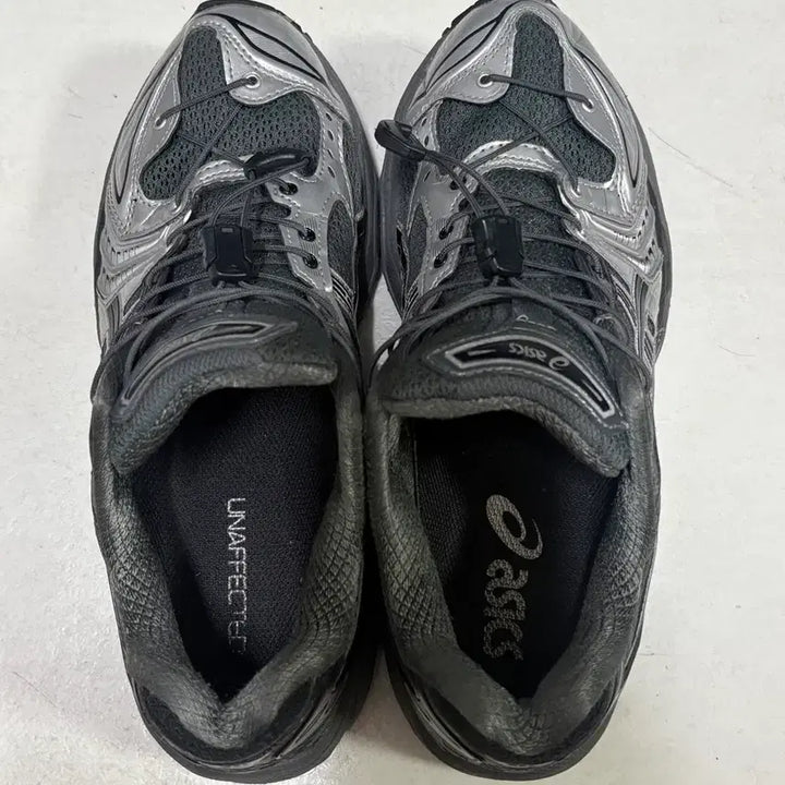 [BUNJANG] Asics Gel Kayano 14 Silver Moon Sneakers / 아식스 젤 카야노 14 실버 문 250